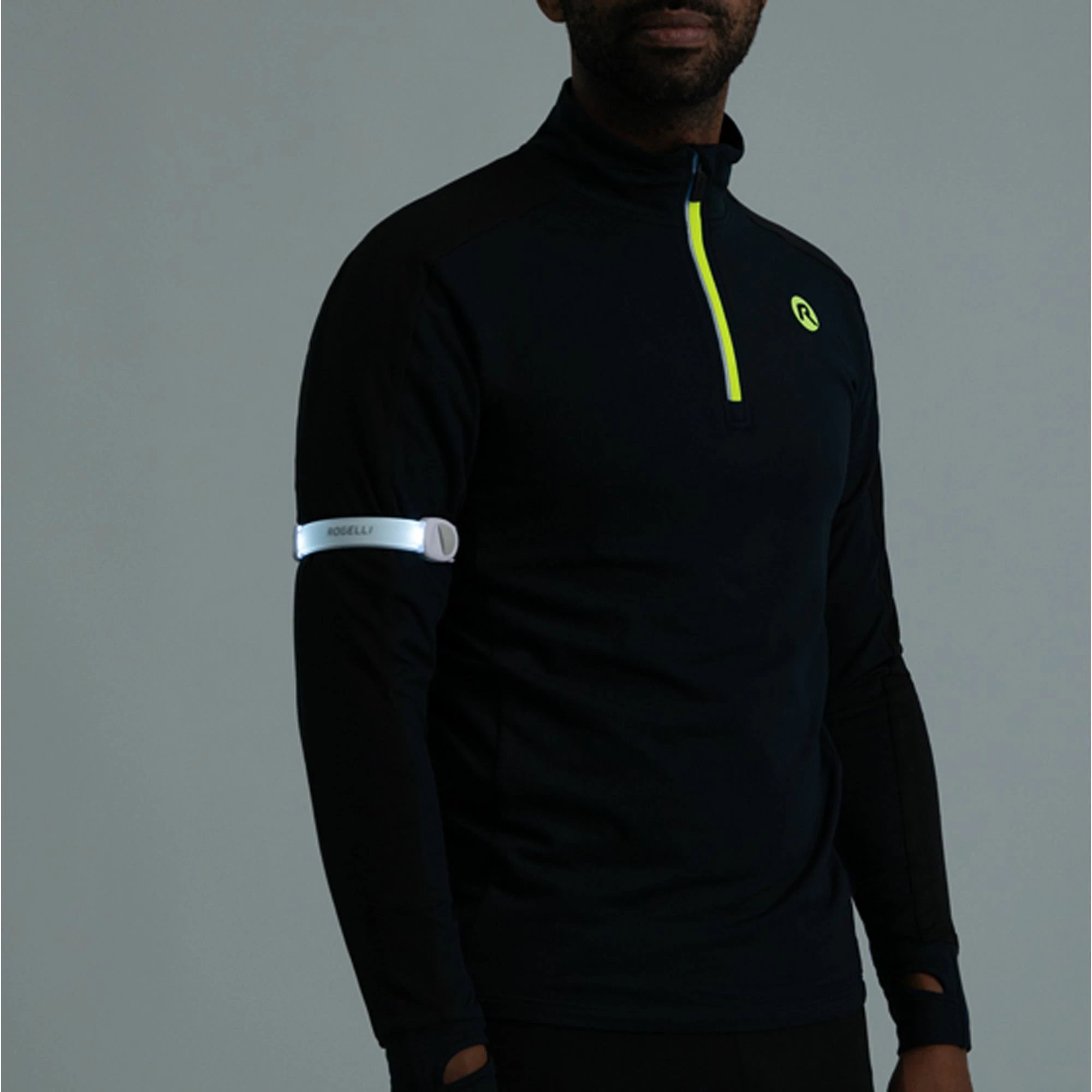 Rogelli LED Armbinde Weiß - Schwarz 6 Rogelli LED Armbinde Weiß - Schwarz – Bild 4