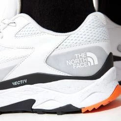 The North Face Vectiv Taraval Trailschuhe Herren Weiß - Grau - Schwarz -Sidas Shop The North Face Vectiv Taraval Trailrunningschoenen Heren 10 2205091246